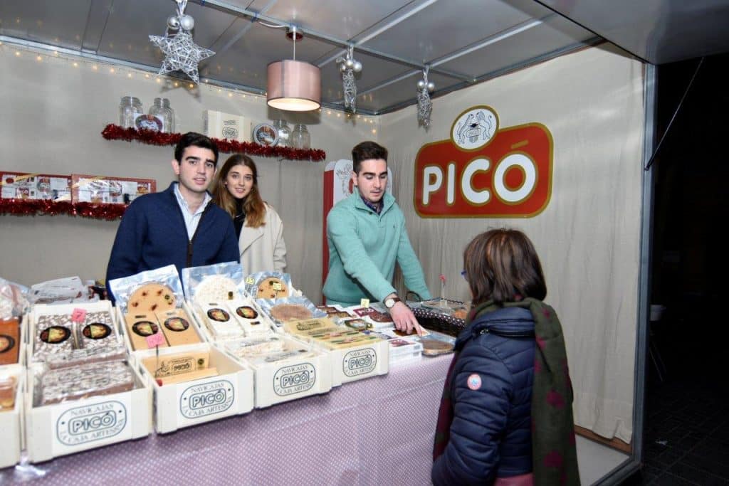 Stand de Turrones Picó en Feria de Navidad de Jijona