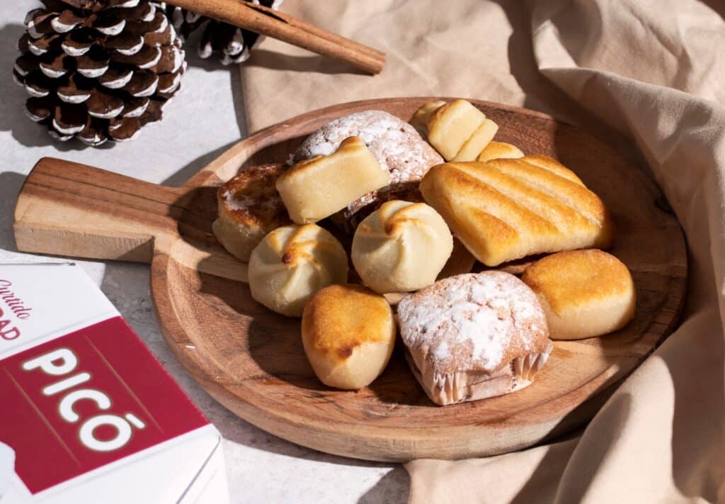 caja de navidad turrones pico surtido de pasteles